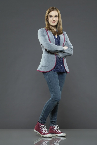 File:HeatherHumanForm.jpg